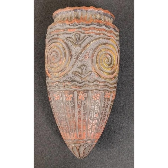 ANTIQUE Japanese Wall Vase Jomon Clay Sculpted 10" Pointed Pot Jōmon doki seal - Picture 2 of 10